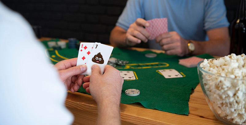 Illan paras sääntö – nauru voittaa aina jakajan | PaskatVitsit.fi Illan paras sääntö – nauru voittaa aina jakajan | PaskatVitsit.fi